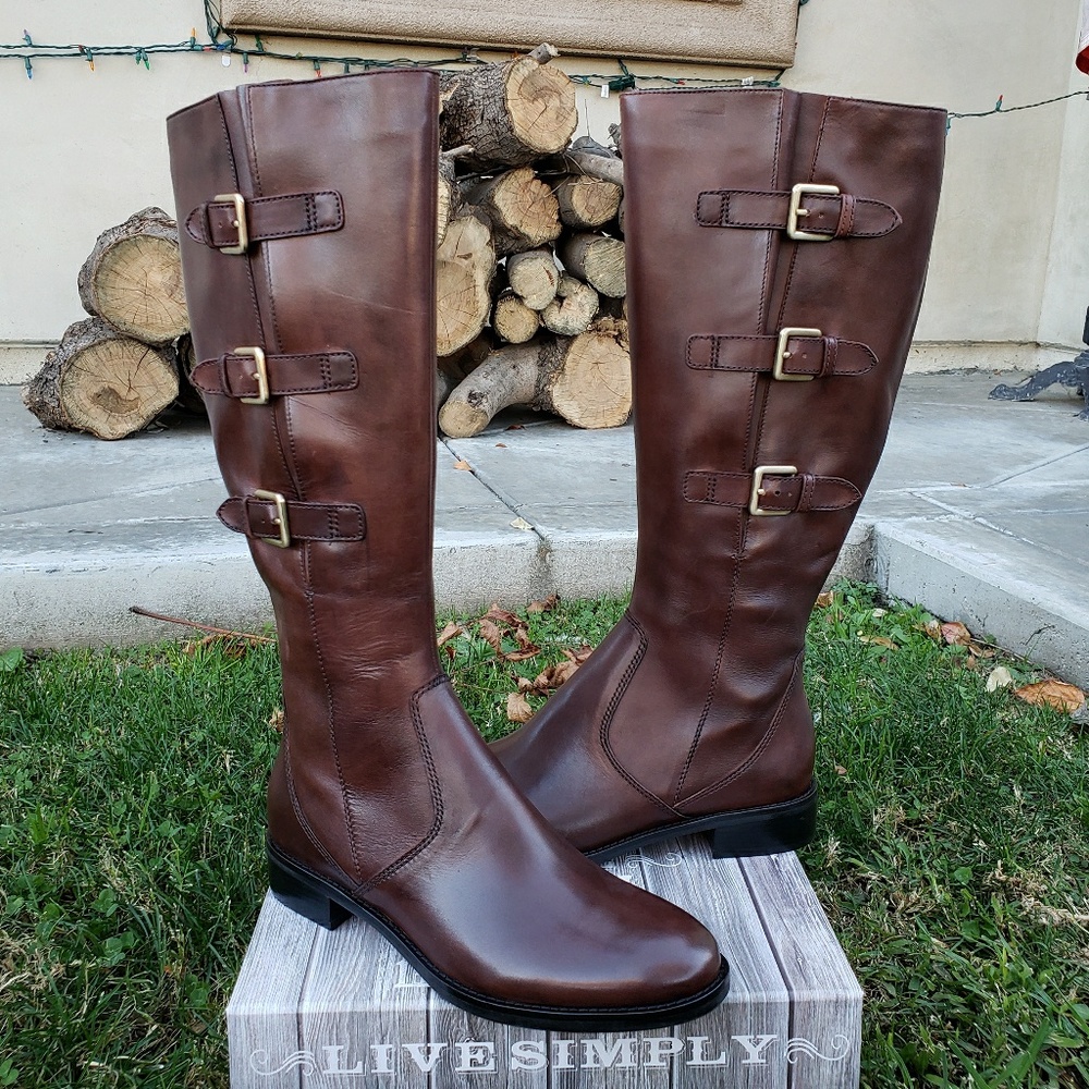 Stylish Ecco Boots - Picture 5 of 8